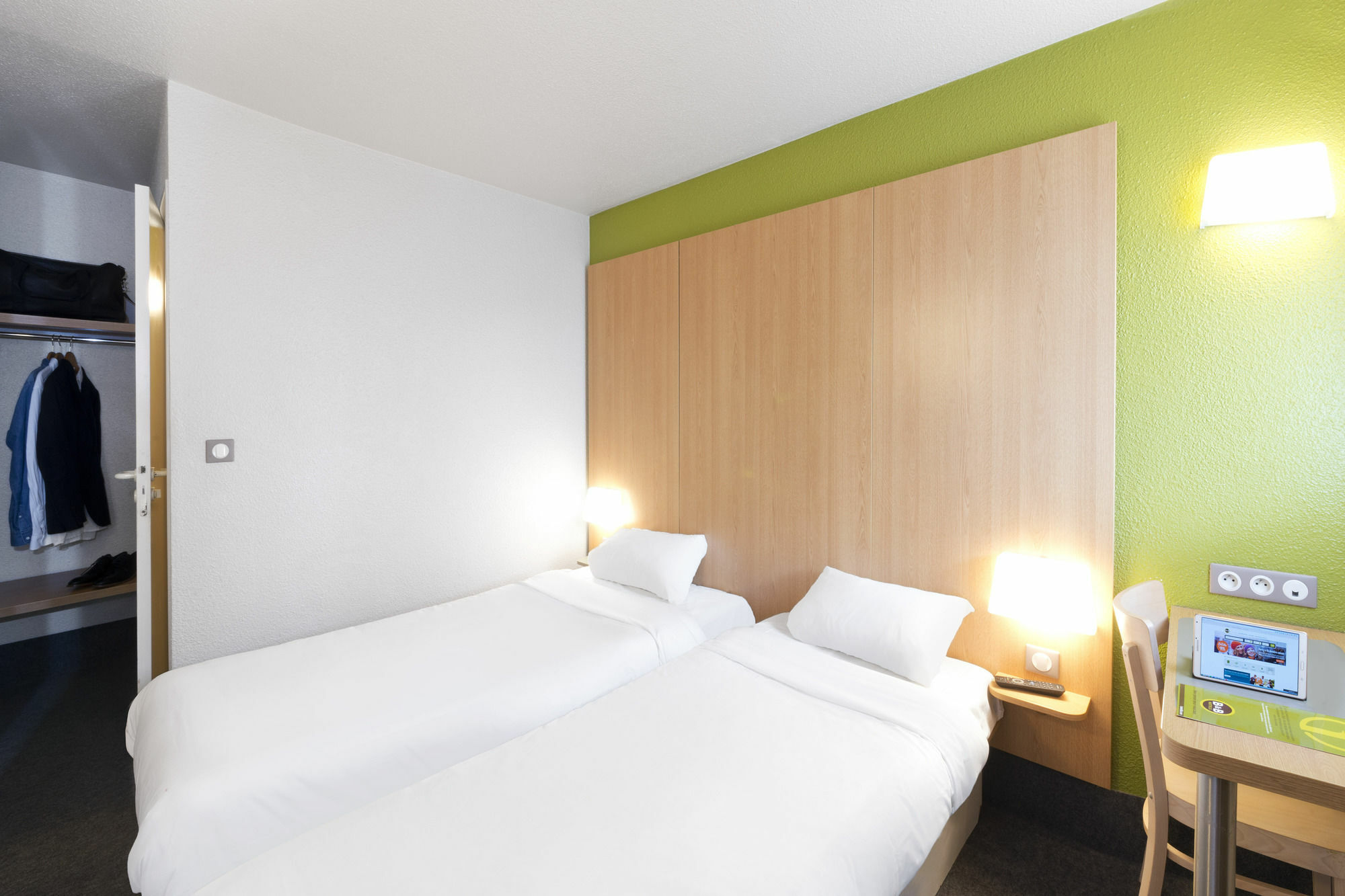 B&B Hotel Saint-Malo Centre Esterno foto