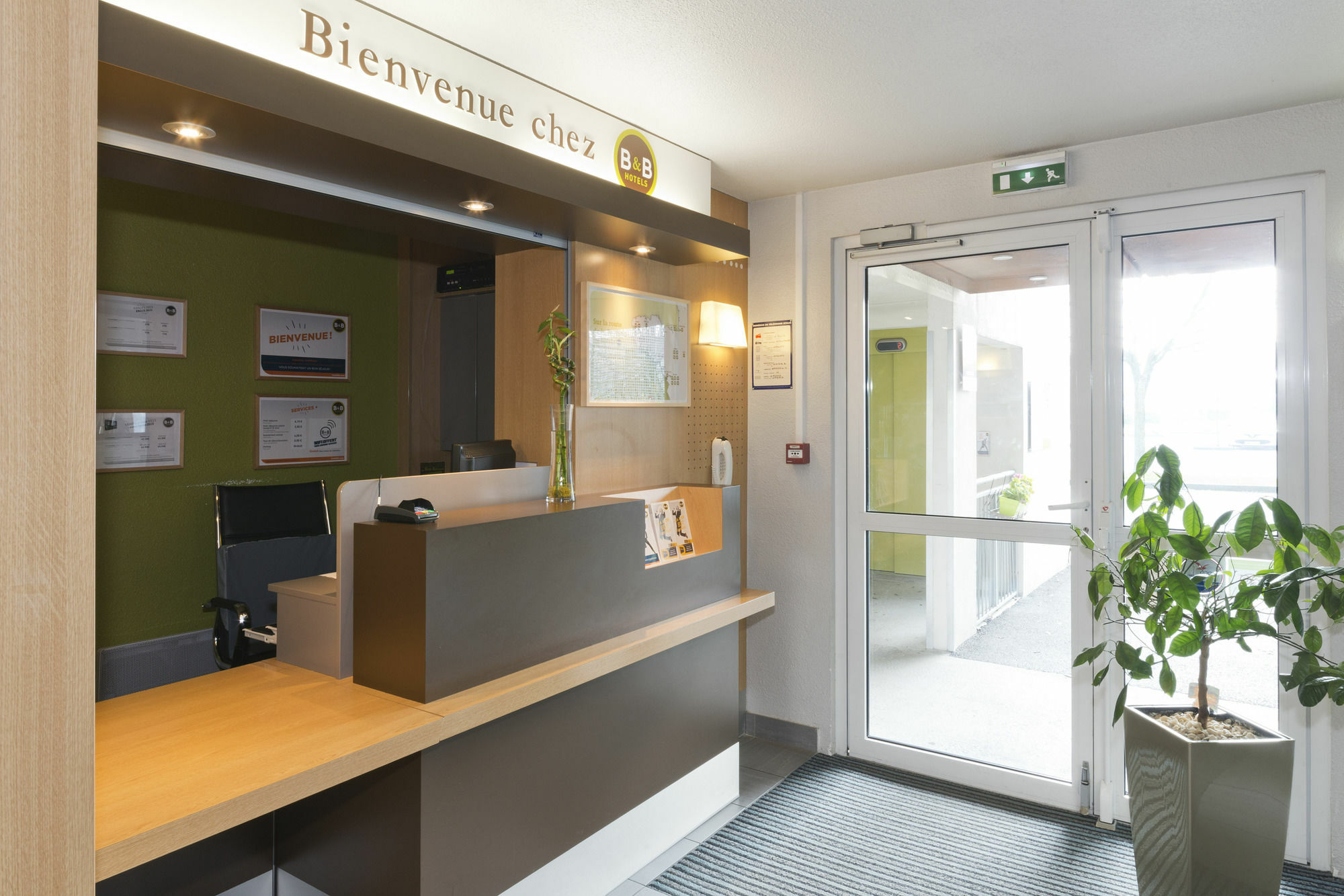 B&B Hotel Saint-Malo Centre Esterno foto
